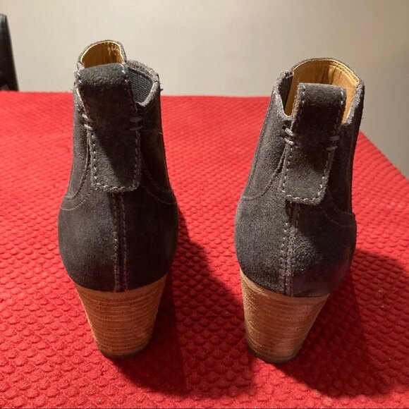 DOLCE VITA Sz 9 Western Grey Suede Stretch Shaft Stacked Heel Booties - Picture 6 of 8